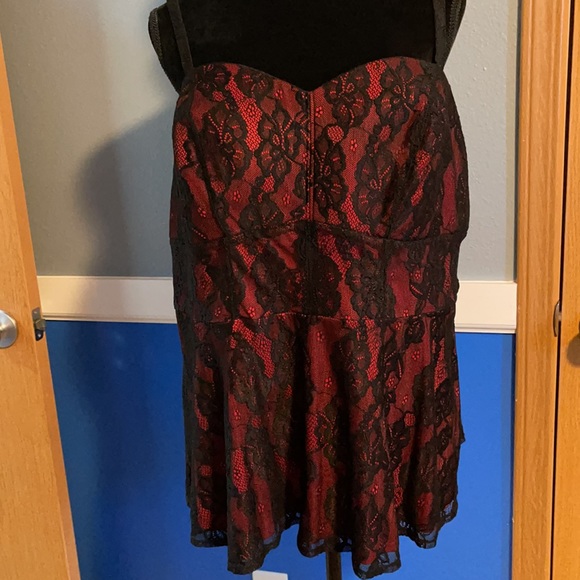 Lace babydoll bustier top - Picture 5 of 6